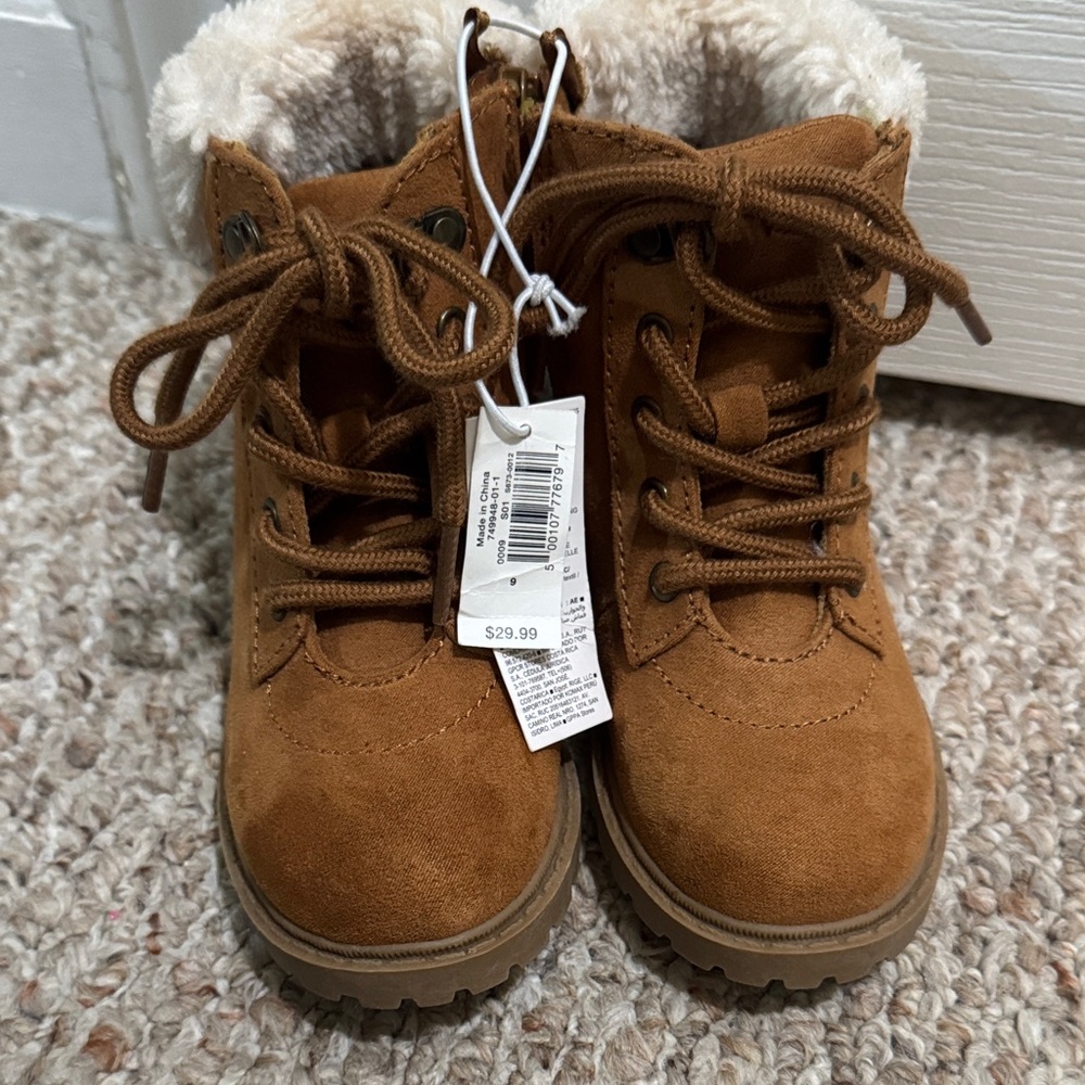 Old Navy Tan Kids Boots with Cozy Lining